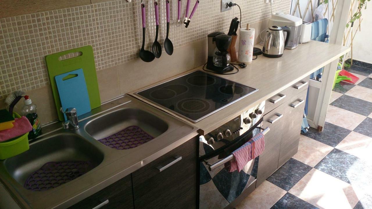 Madamme Curie Apartment Torrevieja Eksteriør billede